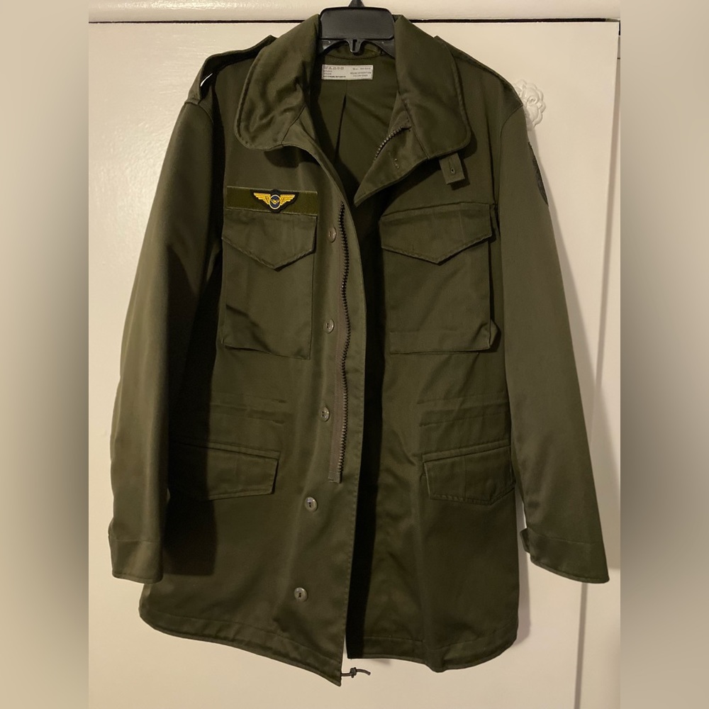 This is a genuine Austrian army field jacket. Excellent condition size medium.